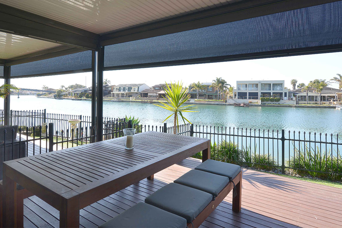 Outdoor Blind Fabric Options