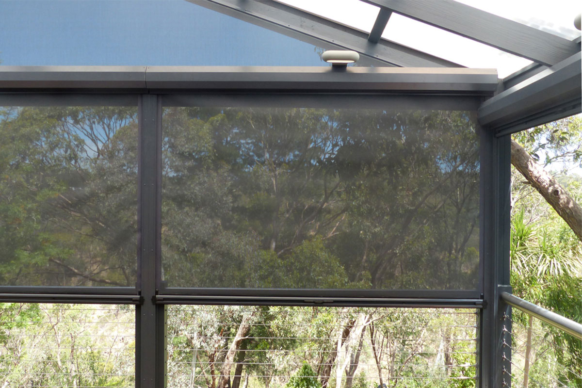 Outdoor Blind Features